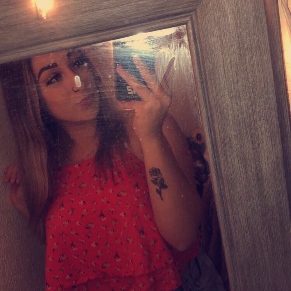 Meet your Posher, Angelena
